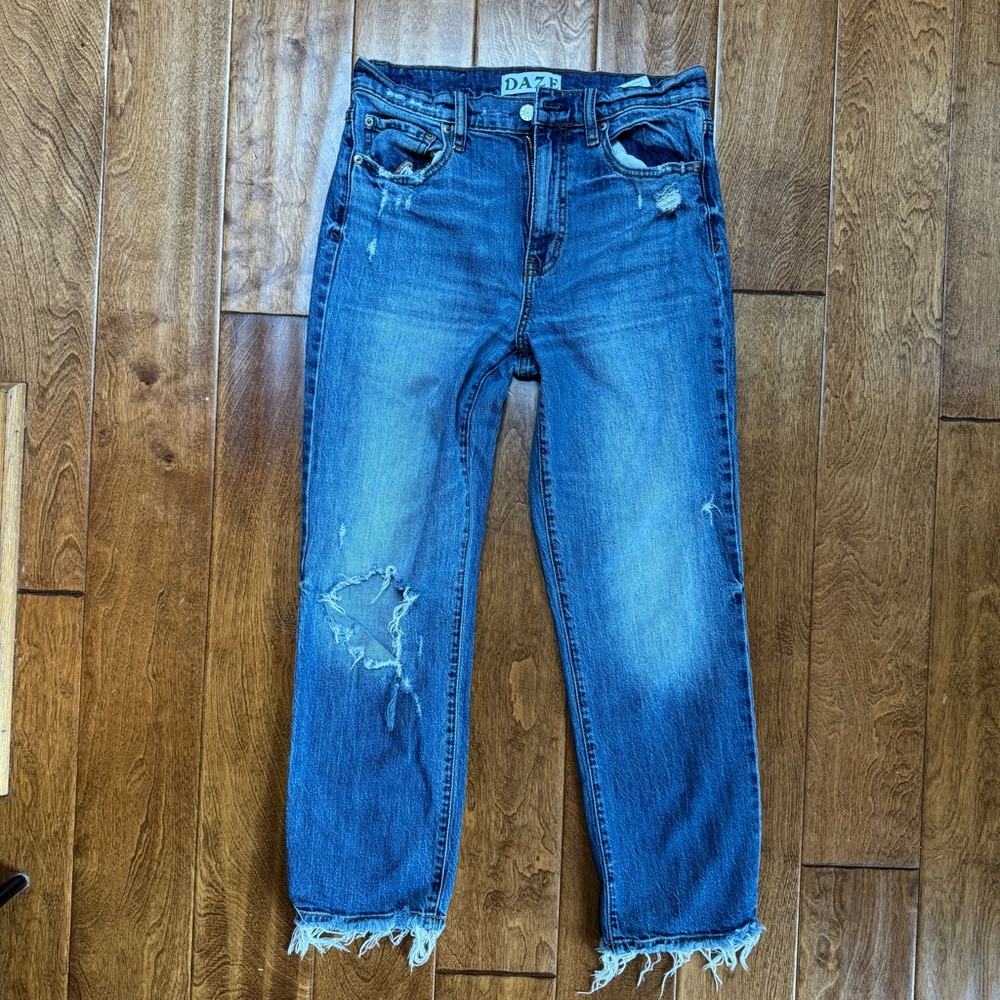 Daze distressed straight ankle denim jeans tough love size 27